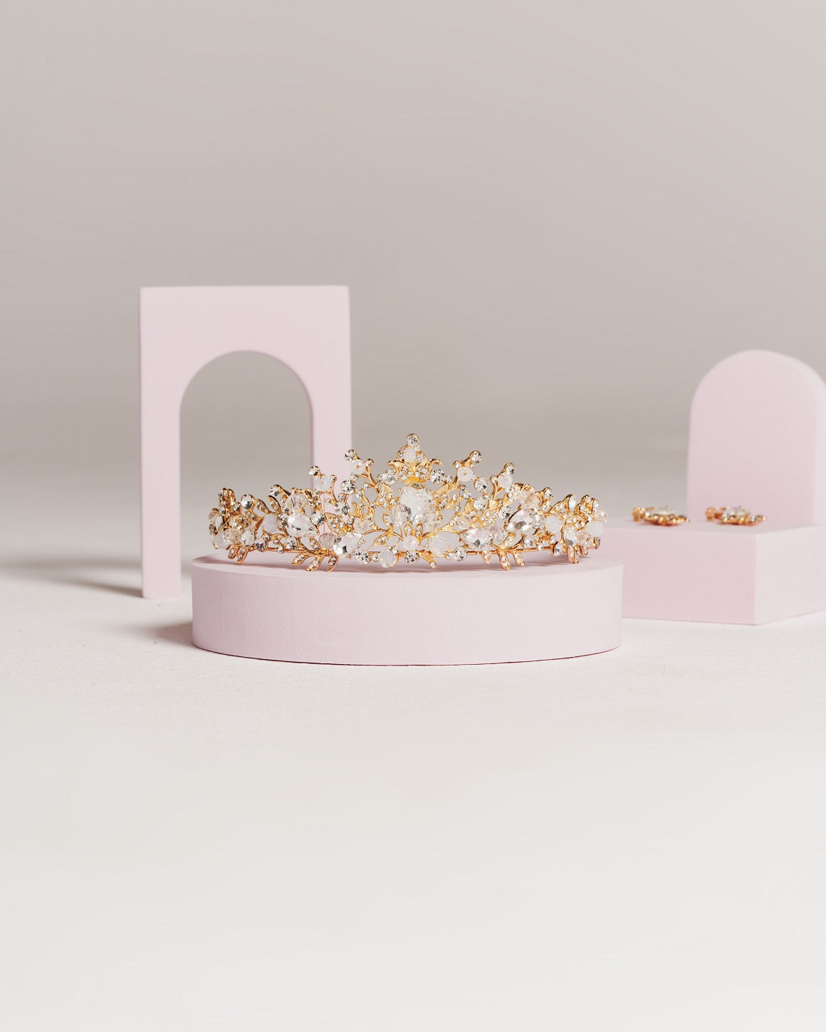 Lilly Crown with matching earrings for girls