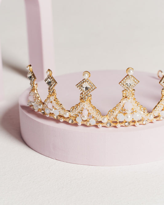 Diamond shaped Tiara for girls 